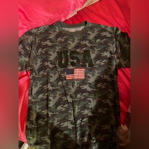 Green and khaki USA and camo tee